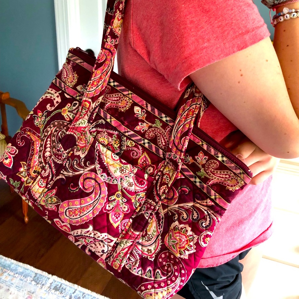 Vera Bradley quilted shoulder bag